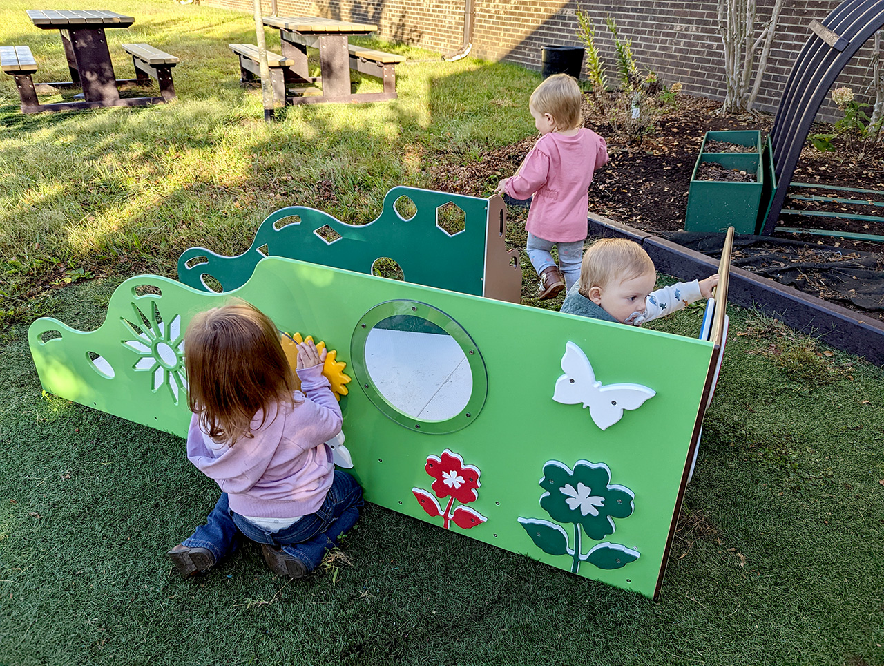 Butterfly Hill (Infant) - Image 2